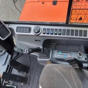 foto 5.5t bagr kolák Doosan kolové rypadlo